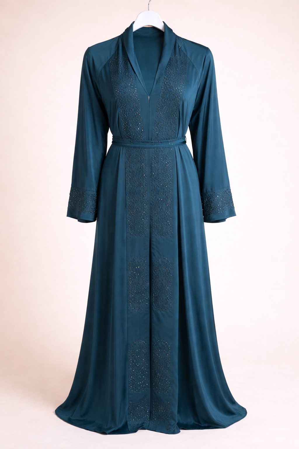 Ladies Close Style Abaya