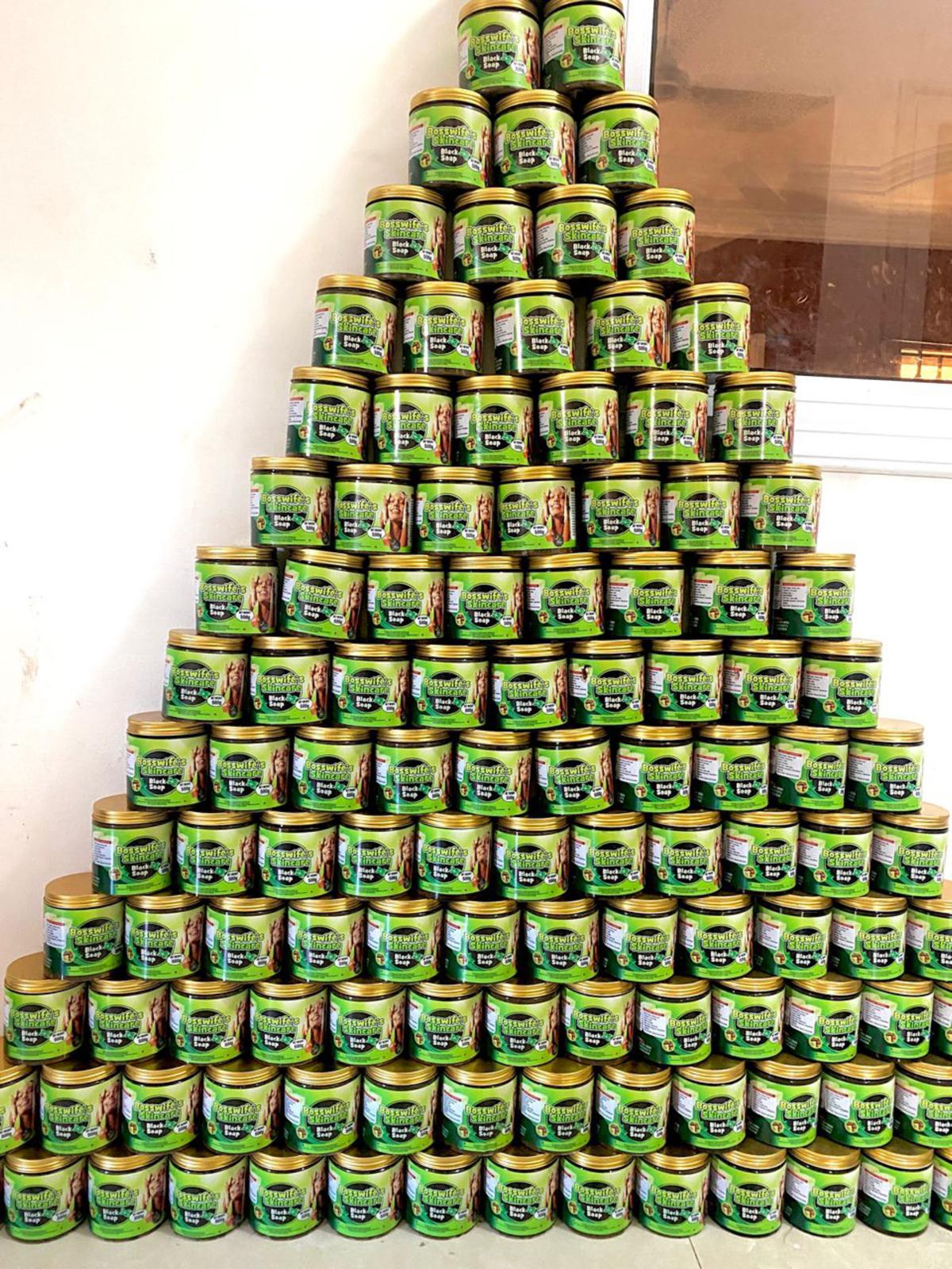 Aaira's Secret Bosswife Skincare Black Natural Soap 500g