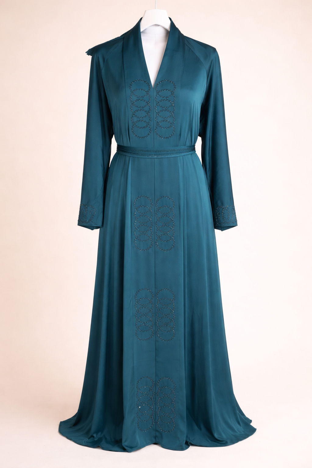 Ladies Close Style Abaya